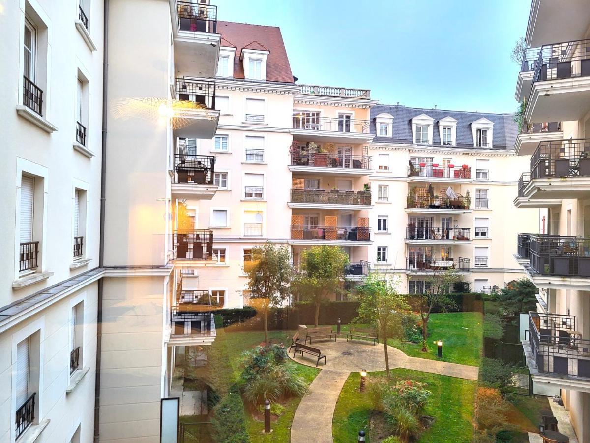 Le Monumental Apartamento Le Plessis-Robinson Exterior foto